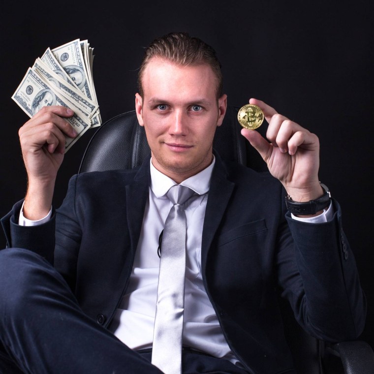 Бухгалтер мужчина