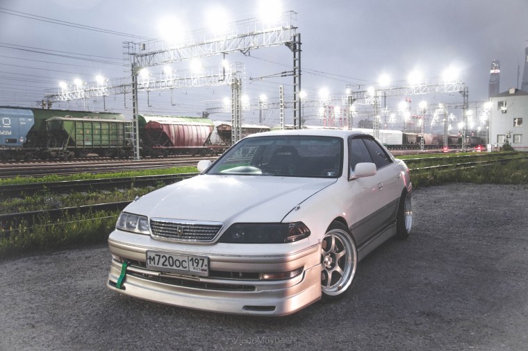 Toyota Mark 2 Sunset