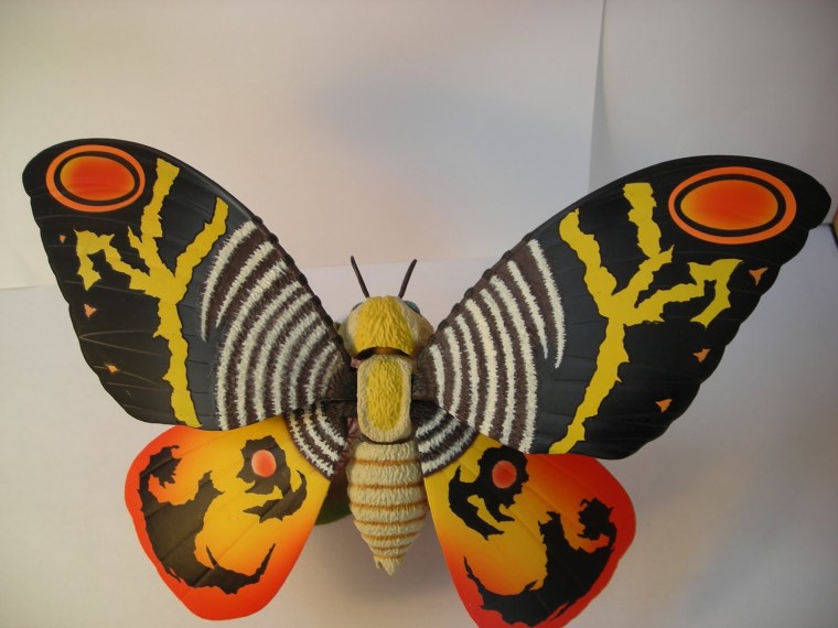 Revoltech Mothra