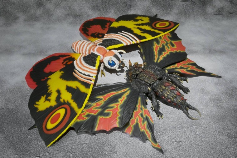 Мотра 1992 s.h monsterarts