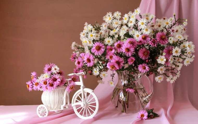 Полевые цветы в вазе