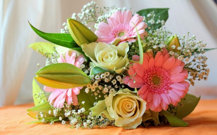 Красивый букет цветов