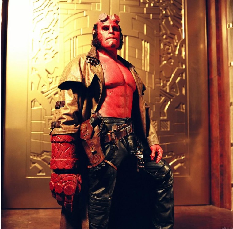 Хеллбой демон