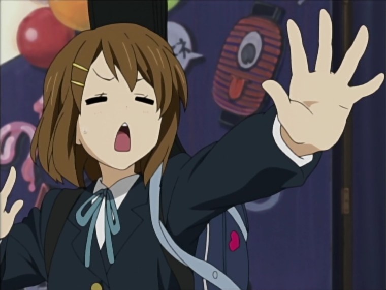 Юи Хирасава эмоции