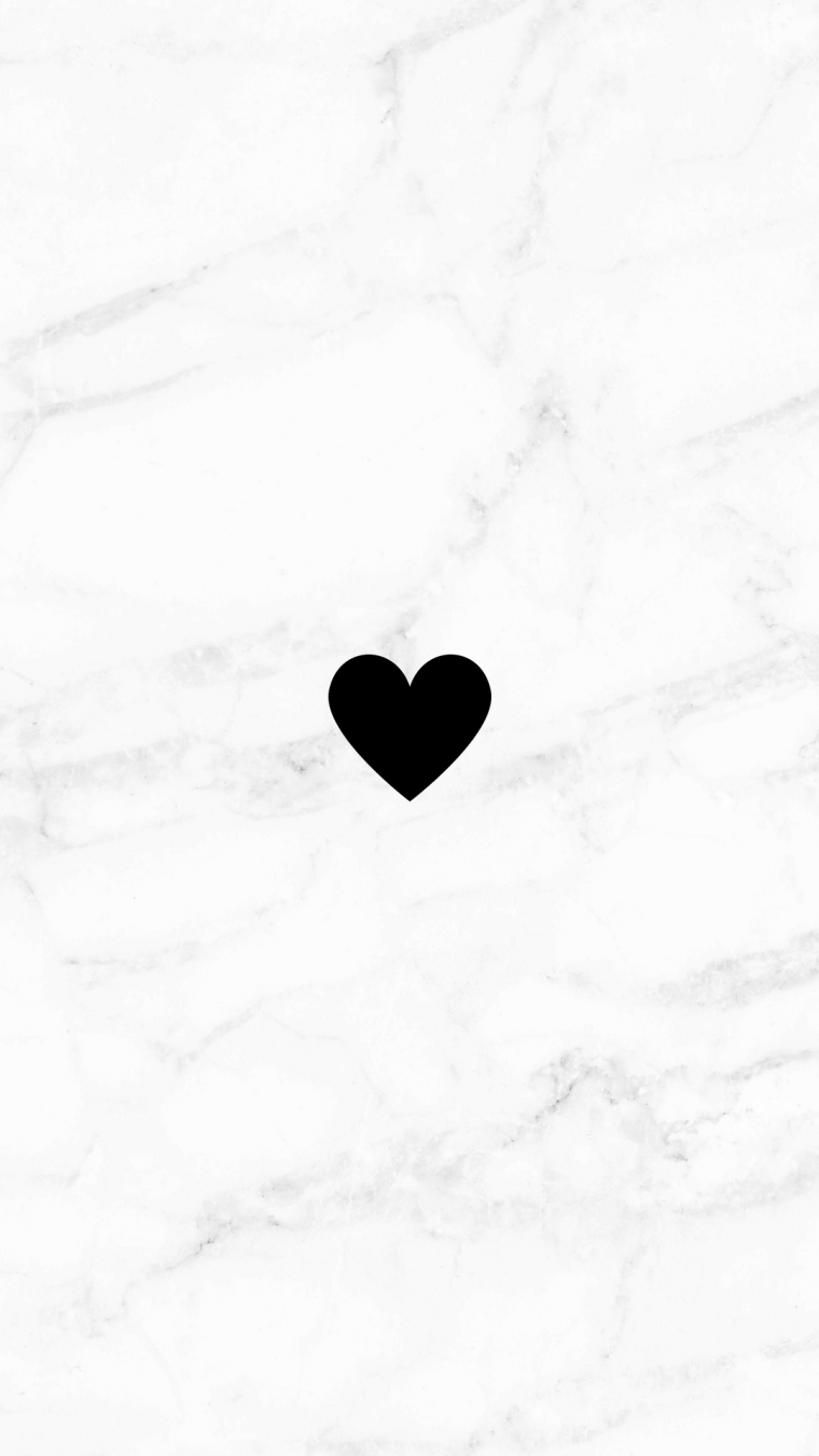 Надпись на белом мраморе