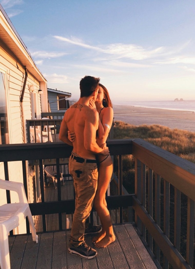 Перень и девушка НК Балкок