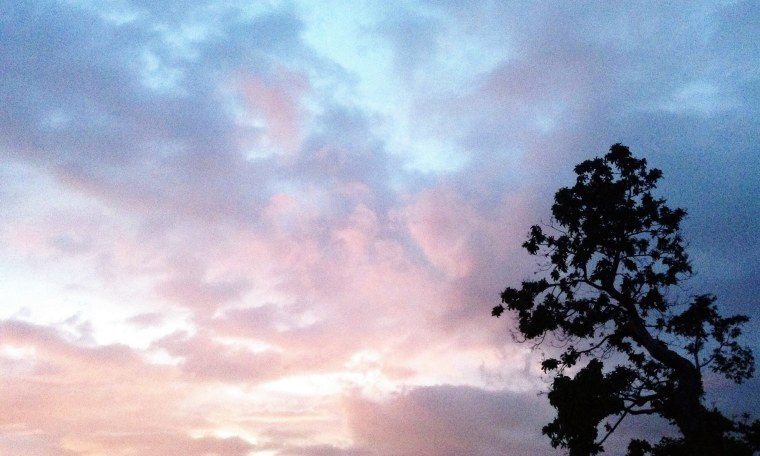 Сиреневое небо