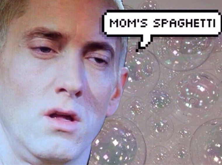 Эминем веселый