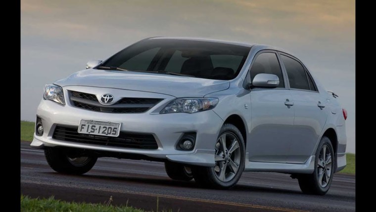 Тойота Королла 2013 XRS