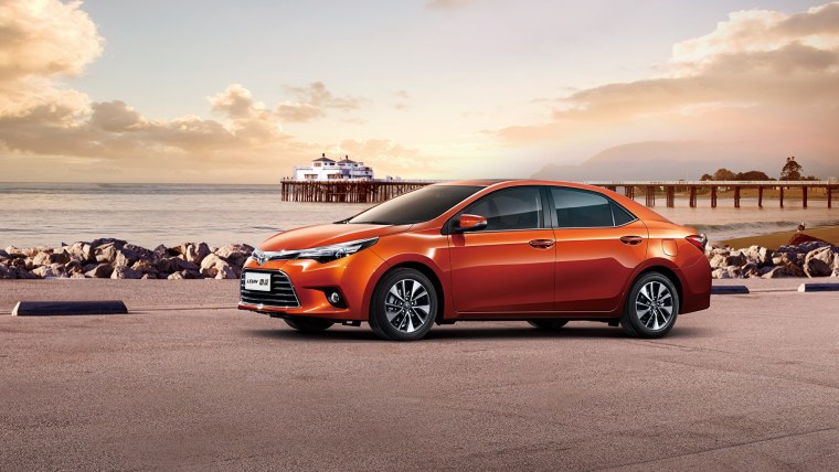 Машина Toyota Levin оранжевая