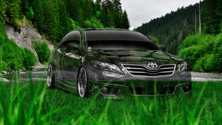 Toyota Camry Green