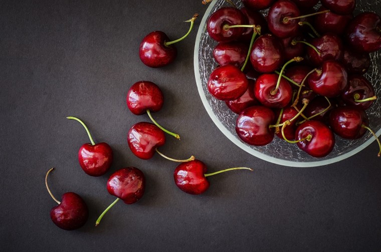 Вишня картина