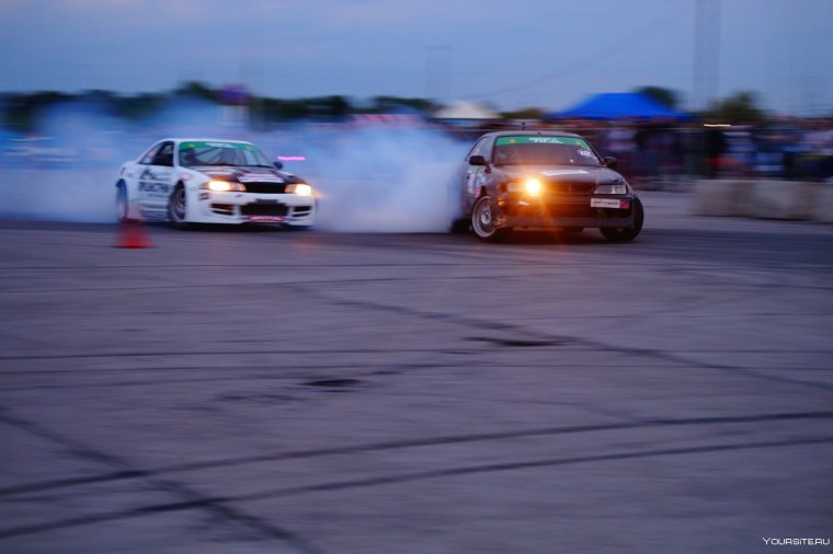 Toyota Mark 2 дрифт