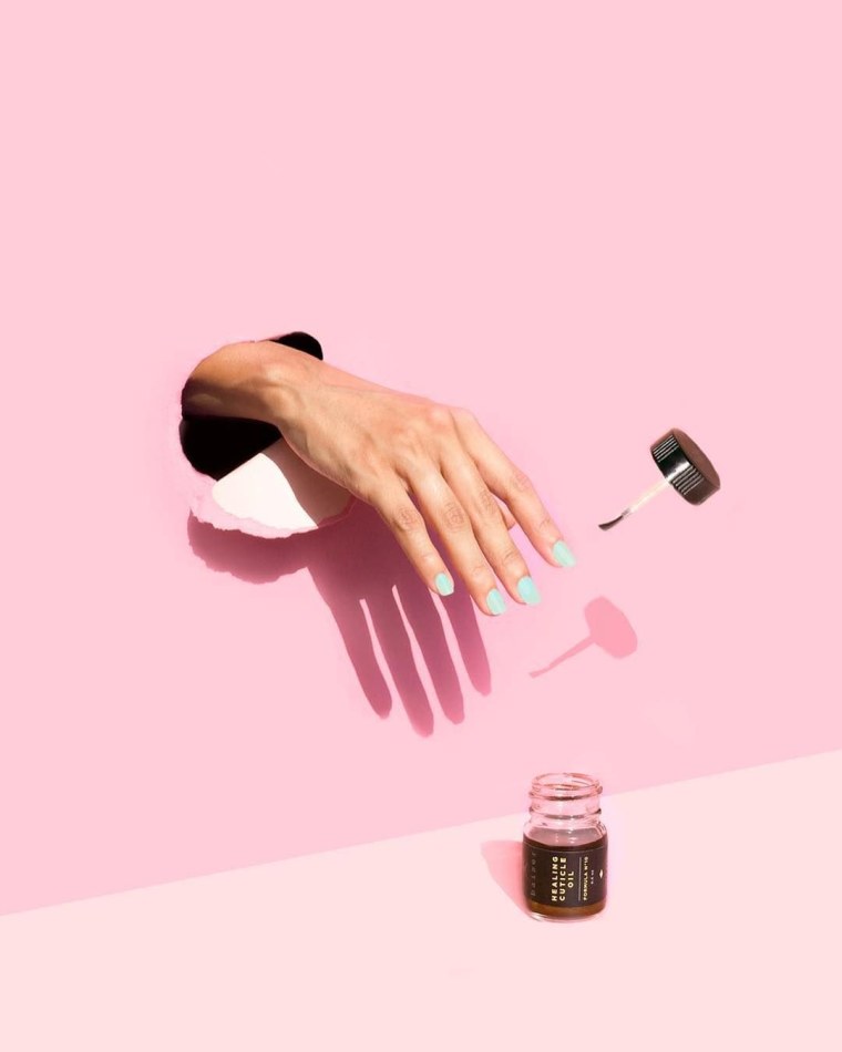 Фон для сторис маникюр