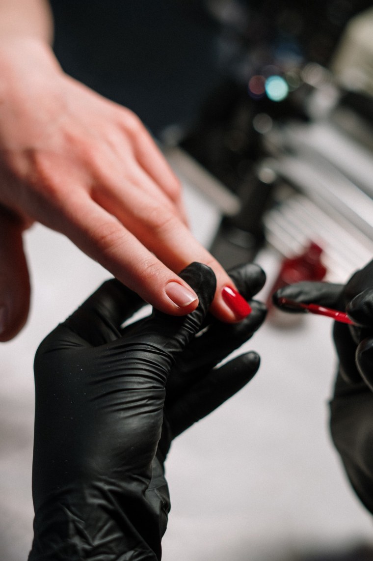 Картинки связанные с маникюром