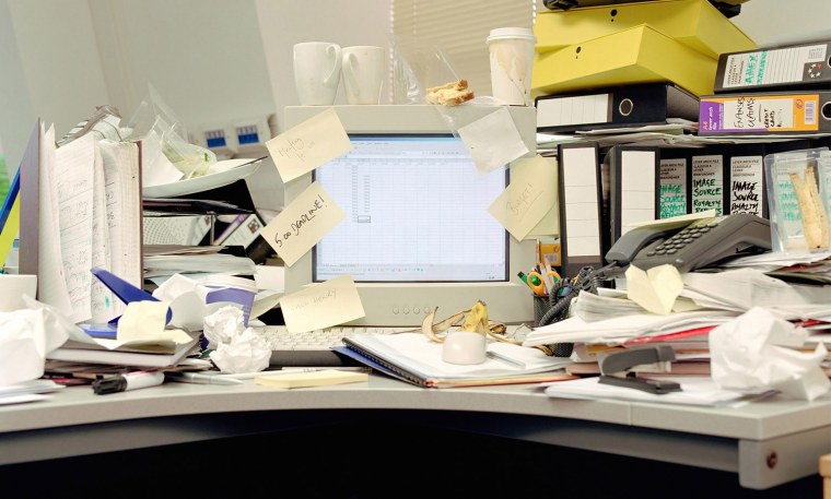 Беспорядок в офисе