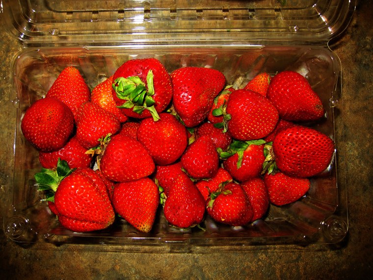 Клубника сверху