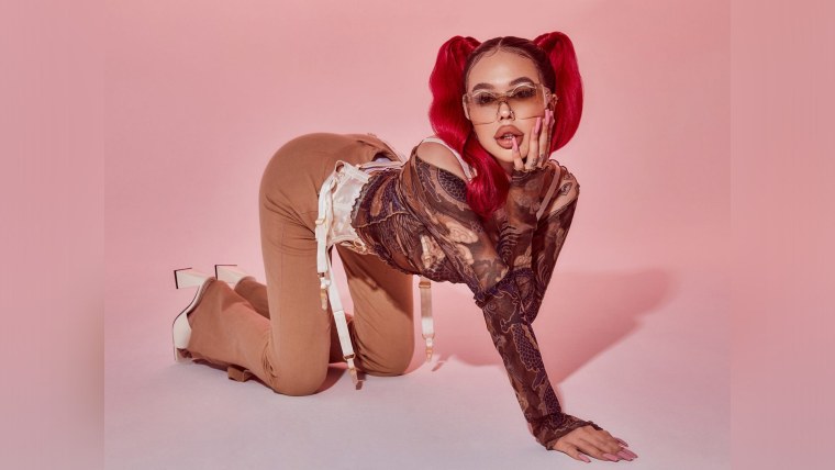 Максим Столяров инстасамка