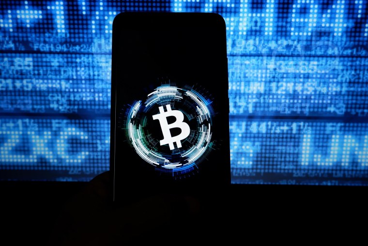 Синий биткоин фото