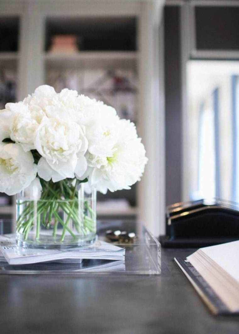 Свежесрезанные пионы