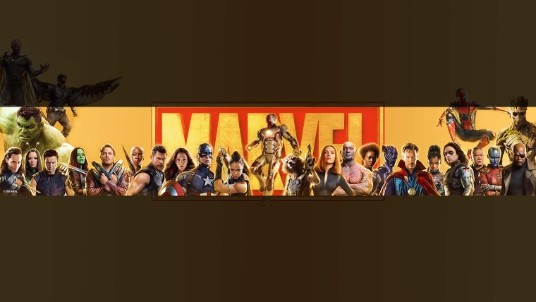 Шапка Marvel с надписью