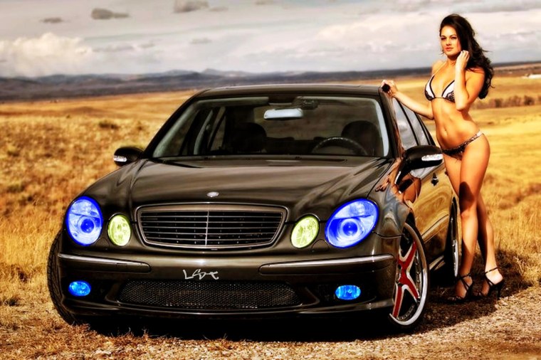 Мерседес w203 и девушка