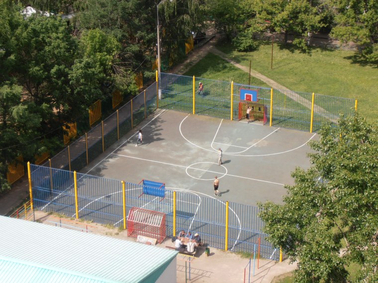 Баскетбольная площадка, Волгоград, улица Маршала Чуйкова