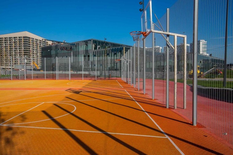 Парк Ходынское поле спортплощадка