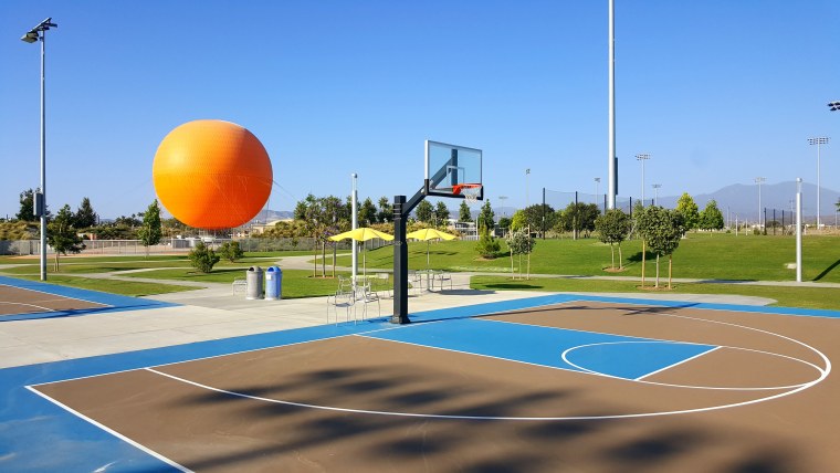 Крестовский остров баскетбольная площадка