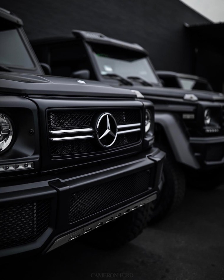 Гелик на фоне Москов Сити