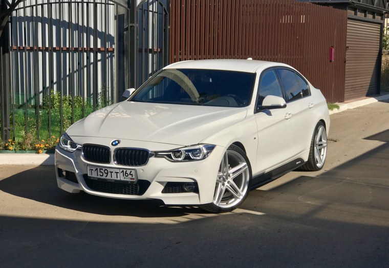БМВ f30 на r20