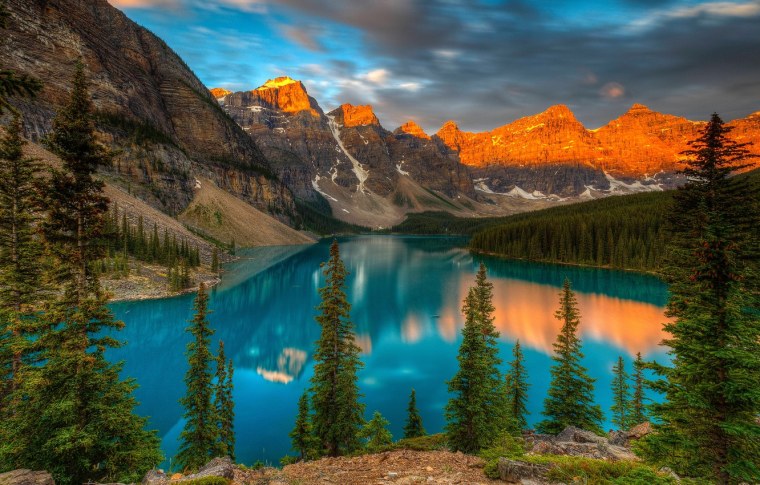 Озеро Морейн в Канаде