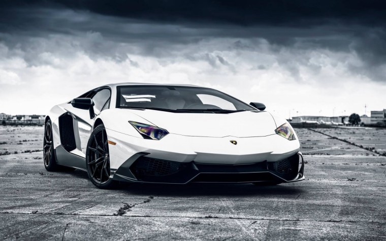 Lamborghini 2048x1366