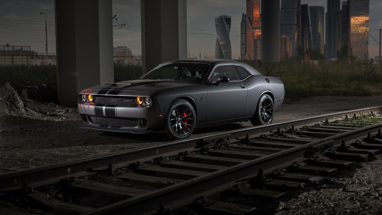 Dodge Challenger srt 4к
