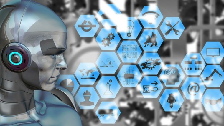 Робот с планшетом