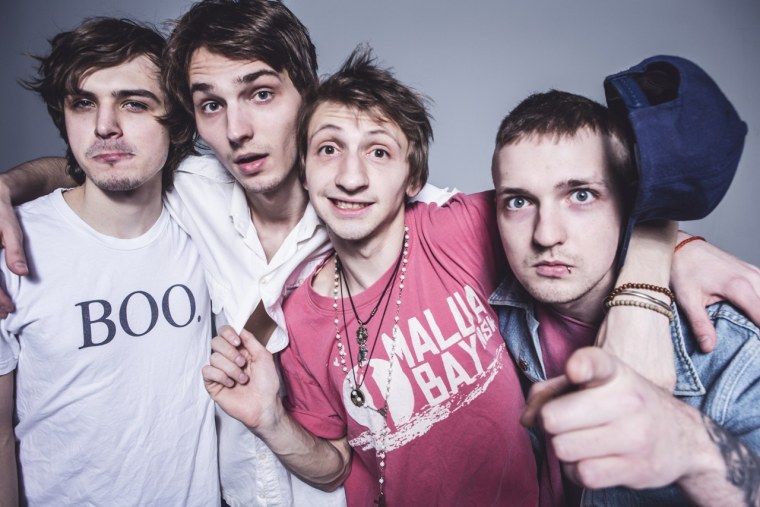 Нервы логотип