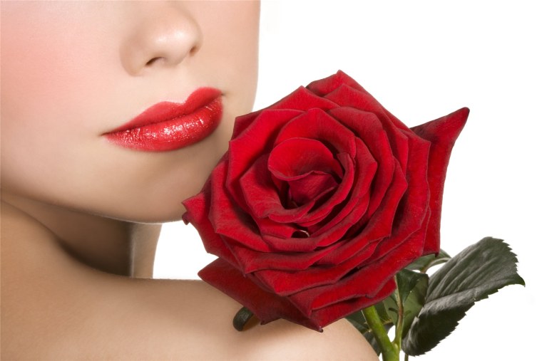 Девушка с розой