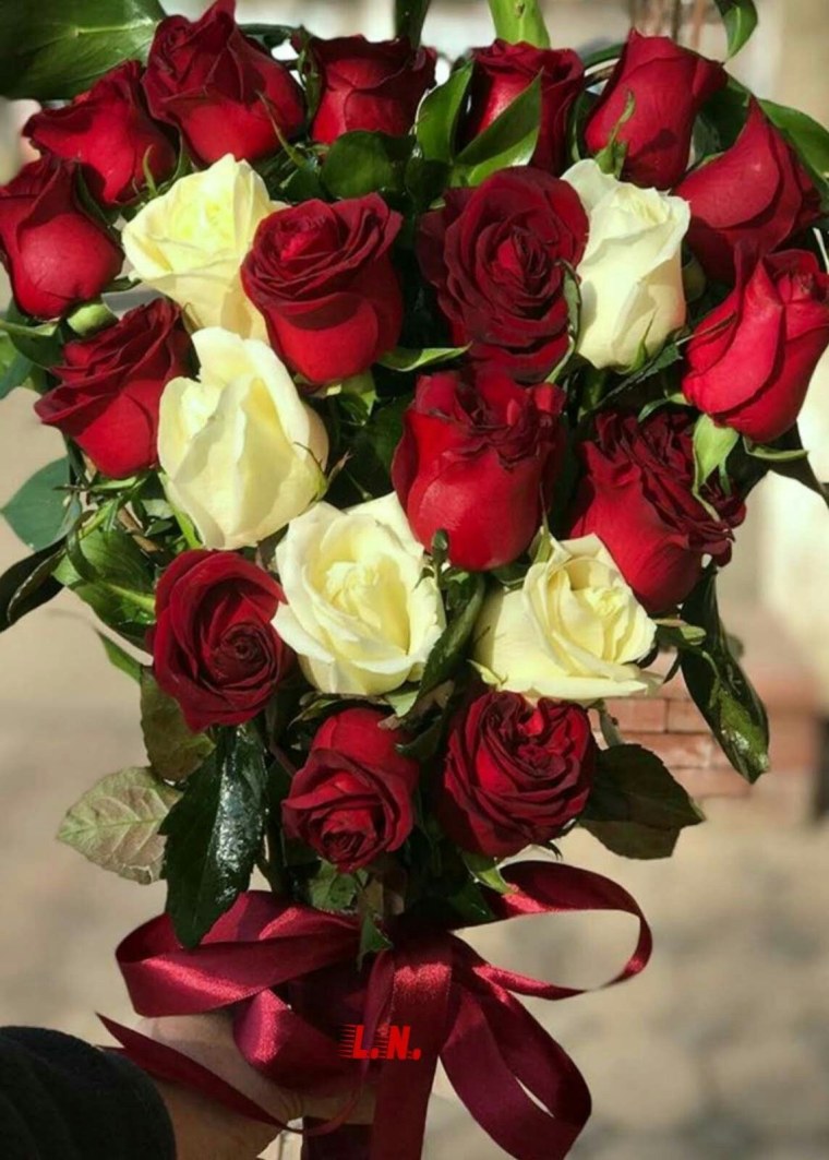 Статусы про цветы