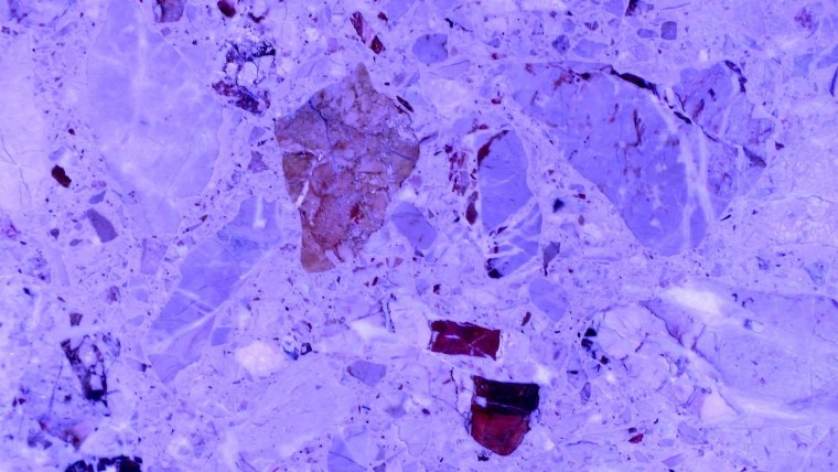 Сиреневый мрамор