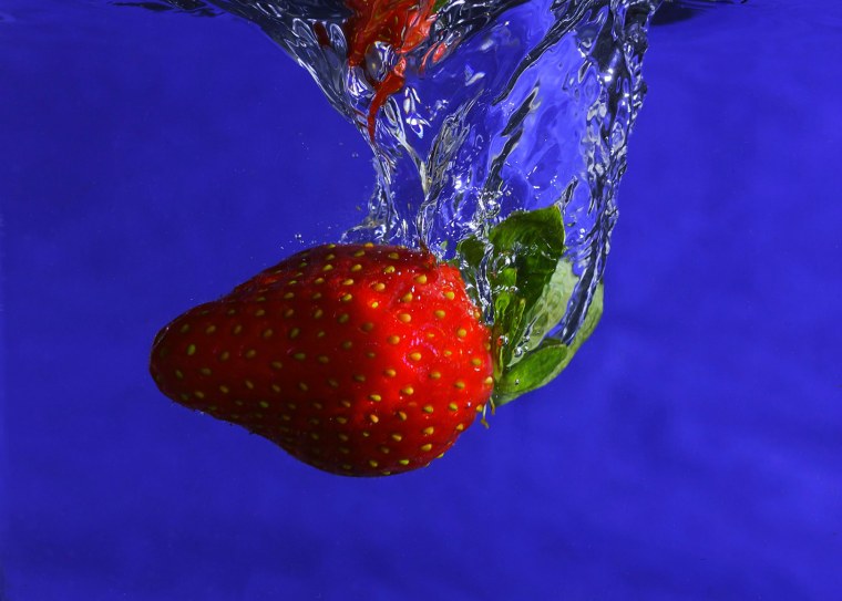 Клубника в воде