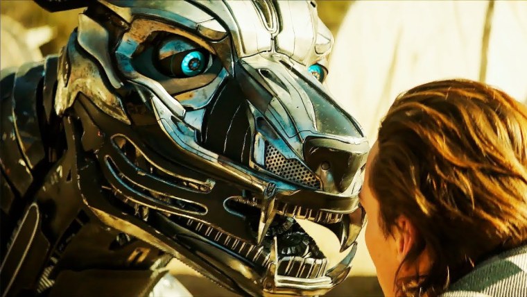 Фильм про собаку робота Аксель