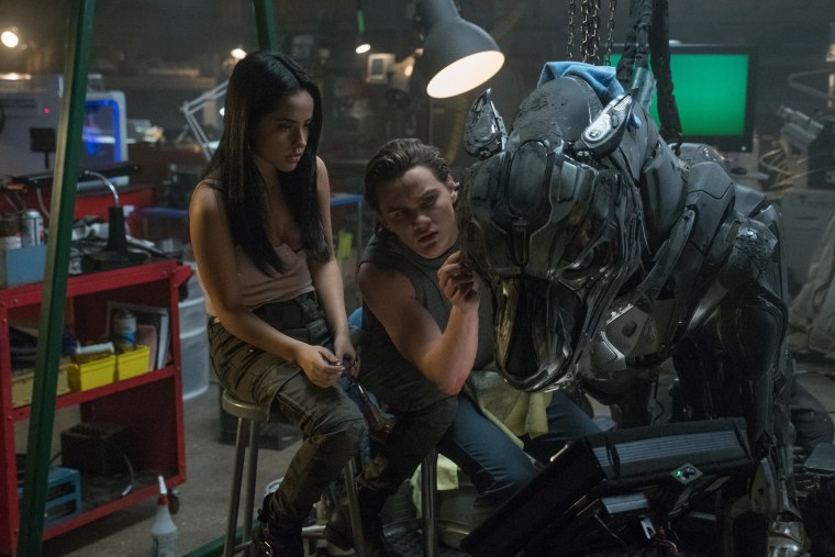 Аксель фильм 2018 робот