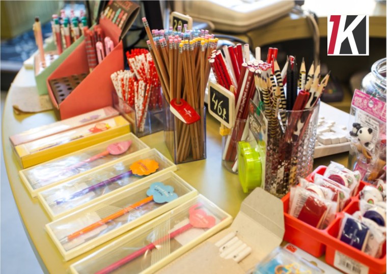 Много канцелярии