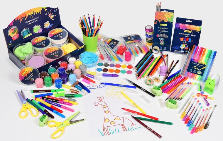 Игрушки и канцтовары