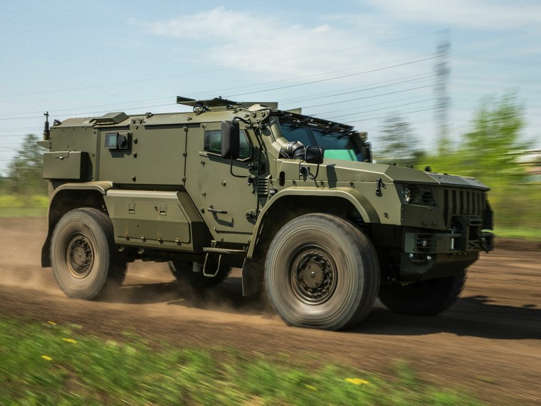 Бронеавтомобиль Тайфун к 4386