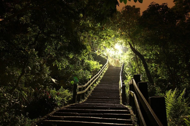 Красивая лестница вверх