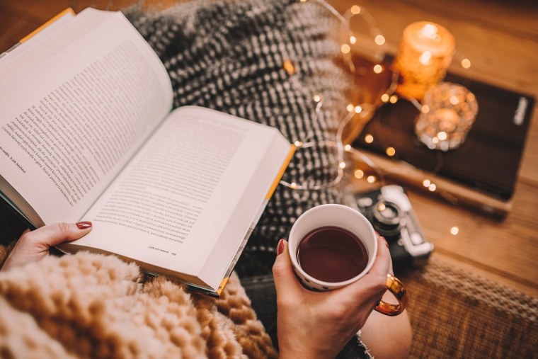 Чтение книг