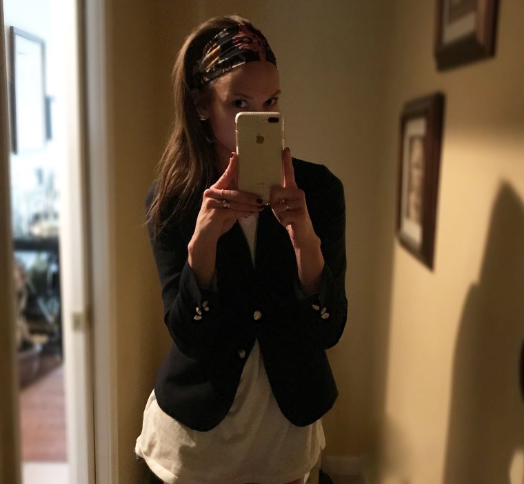 Девушка в зеркале