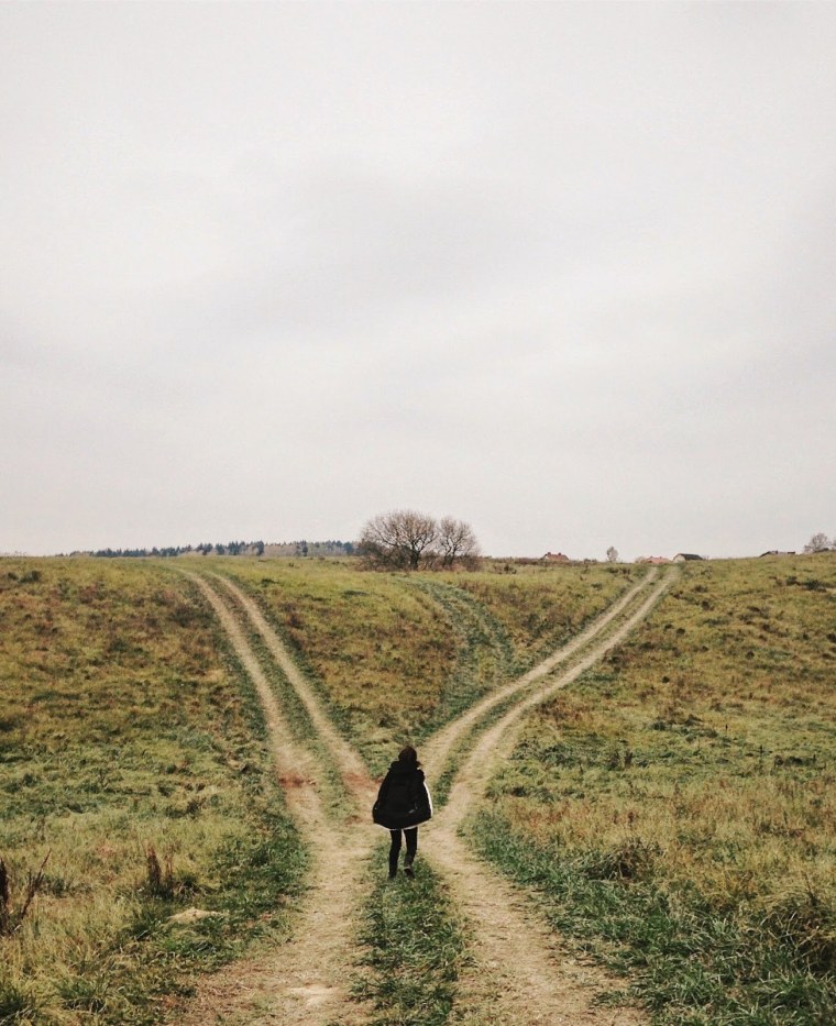 Человек и много дорог