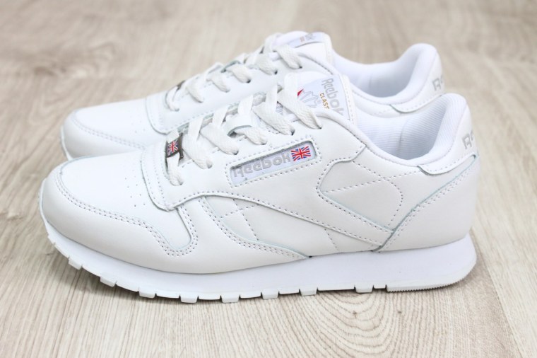 Reebok Classic кроссовки женские